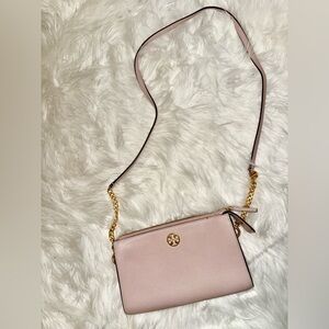 Tory burch wallet on chain